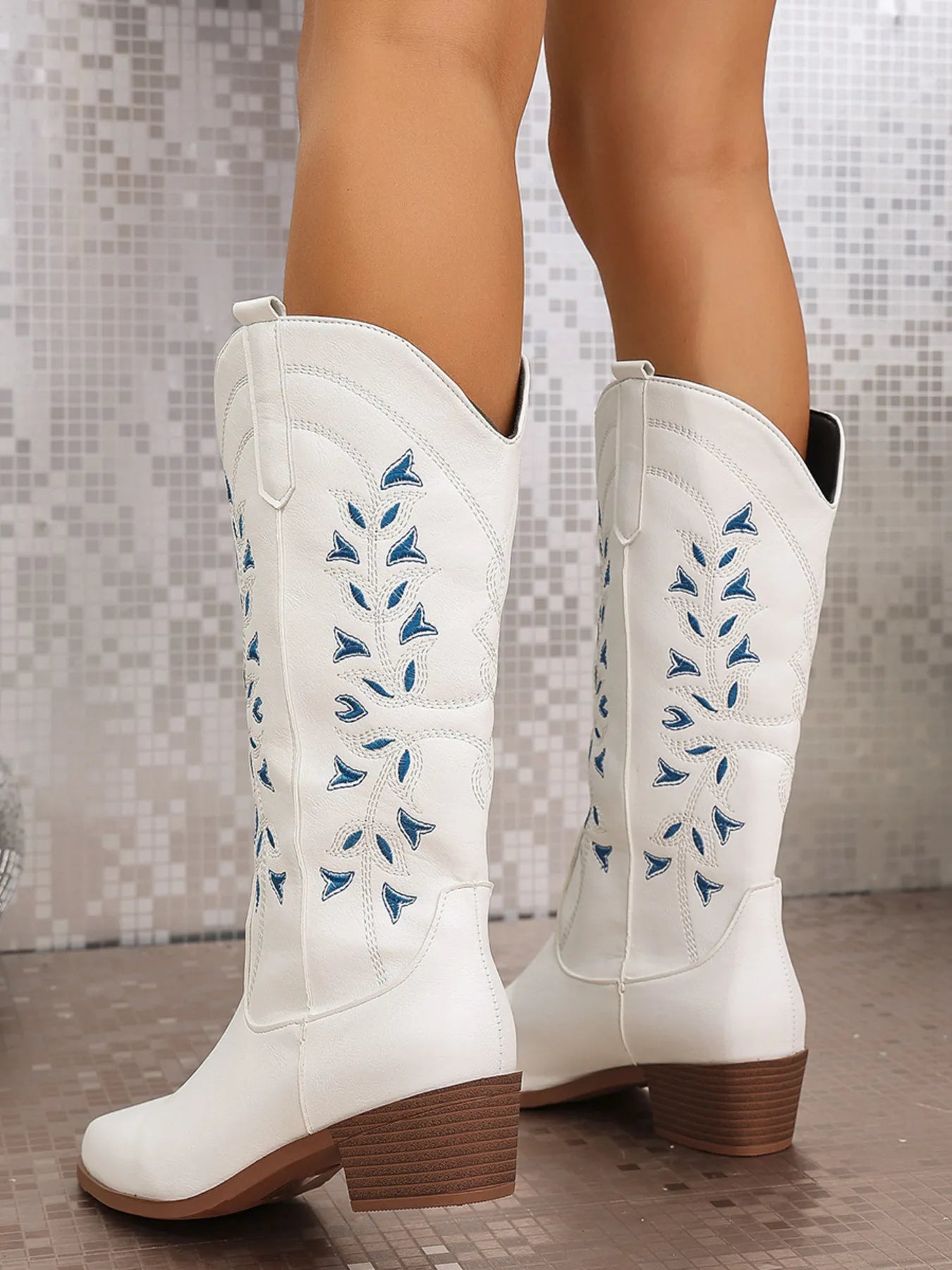 Point Toe Block Heels Boots.