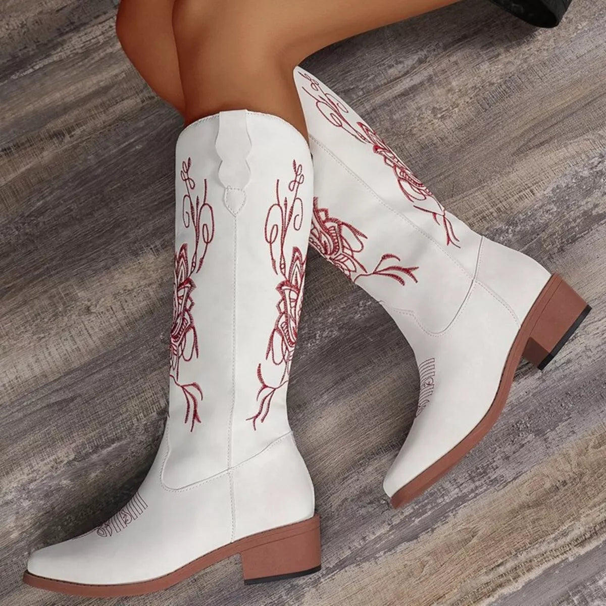 Embroidered Block Heels Boots.