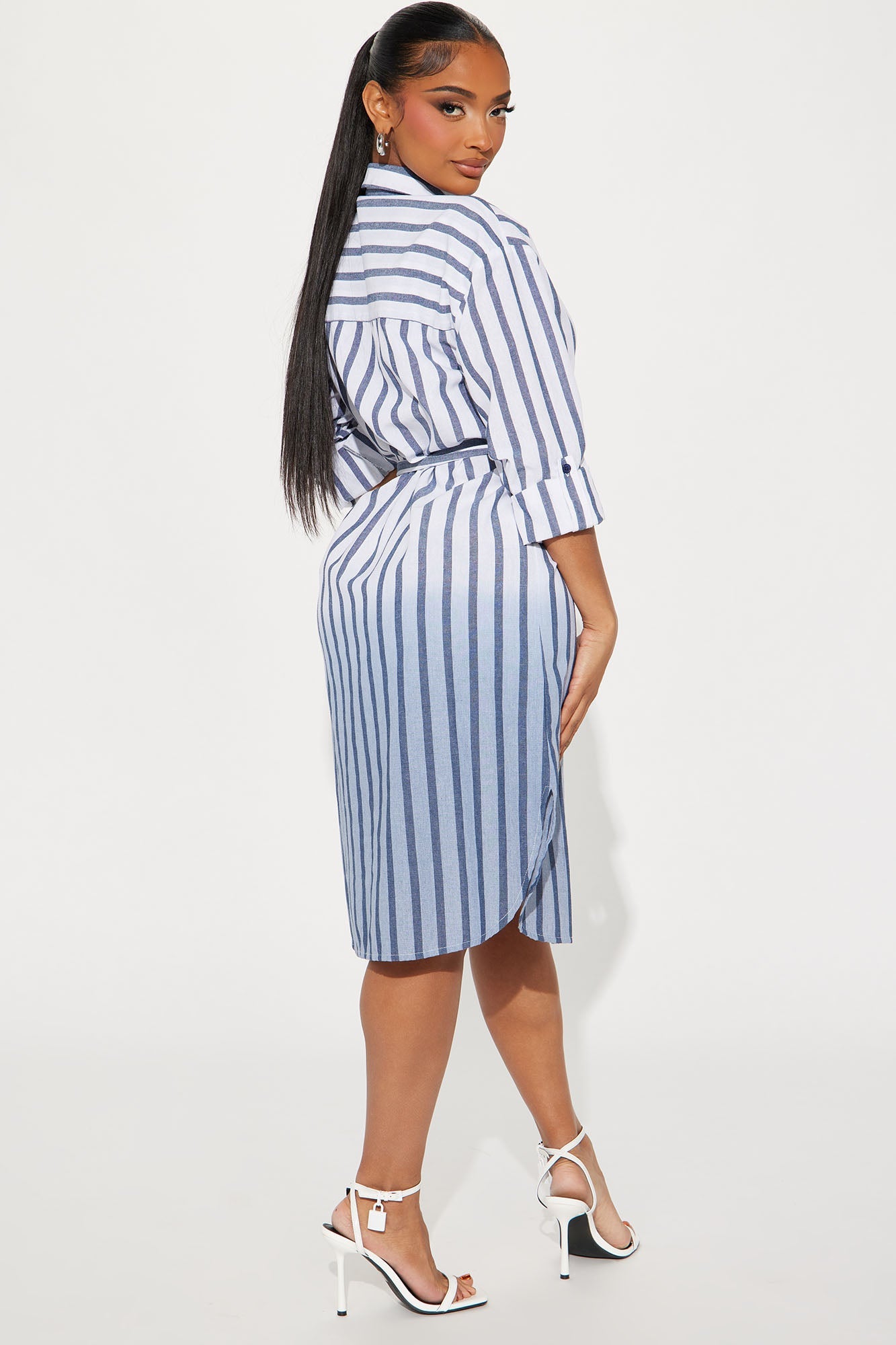 https://cdn.shopify.com/s/files/1/0293/9277/files/07-08-24_S4_62_D093A705_Navy_ID_PC_15-17-26_31129_EH.jpg?v=1720634738
