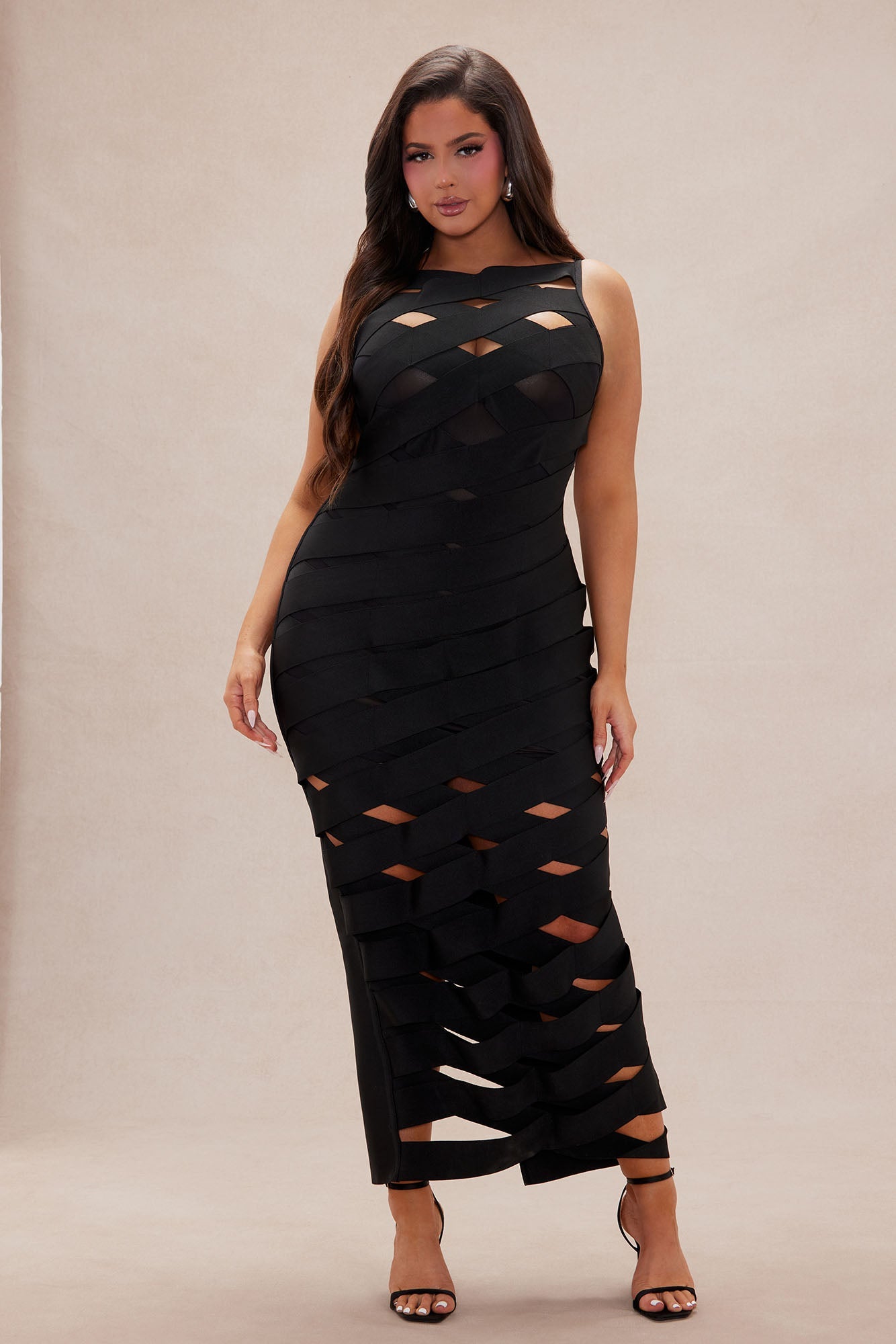 https://cdn.shopify.com/s/files/1/0293/9277/files/10-15-24_S5_30_BD475_Black_RA_IM_13-38-38_PLUS_20570_EH_EH.jpg?v=1729205611
