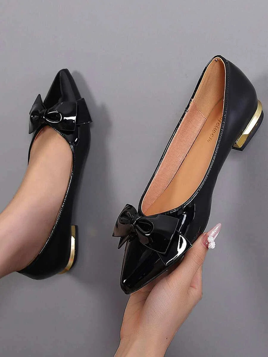 Black Women Bow Decor Pointed Toe Flats with Gold Heel Accent