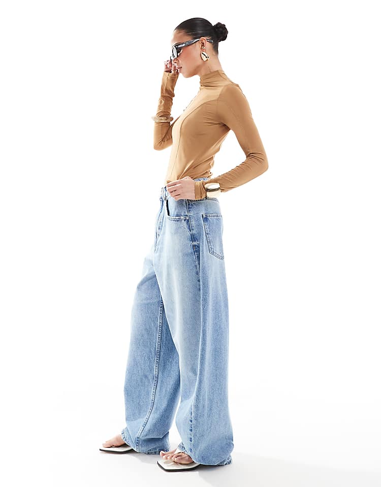 https://images.asos-media.com/products/asos-design-high-waisted-barrel-leg-jeans-in-light-mid-blue/207721430-3?$n_750w$&wid=750&fit=constrain