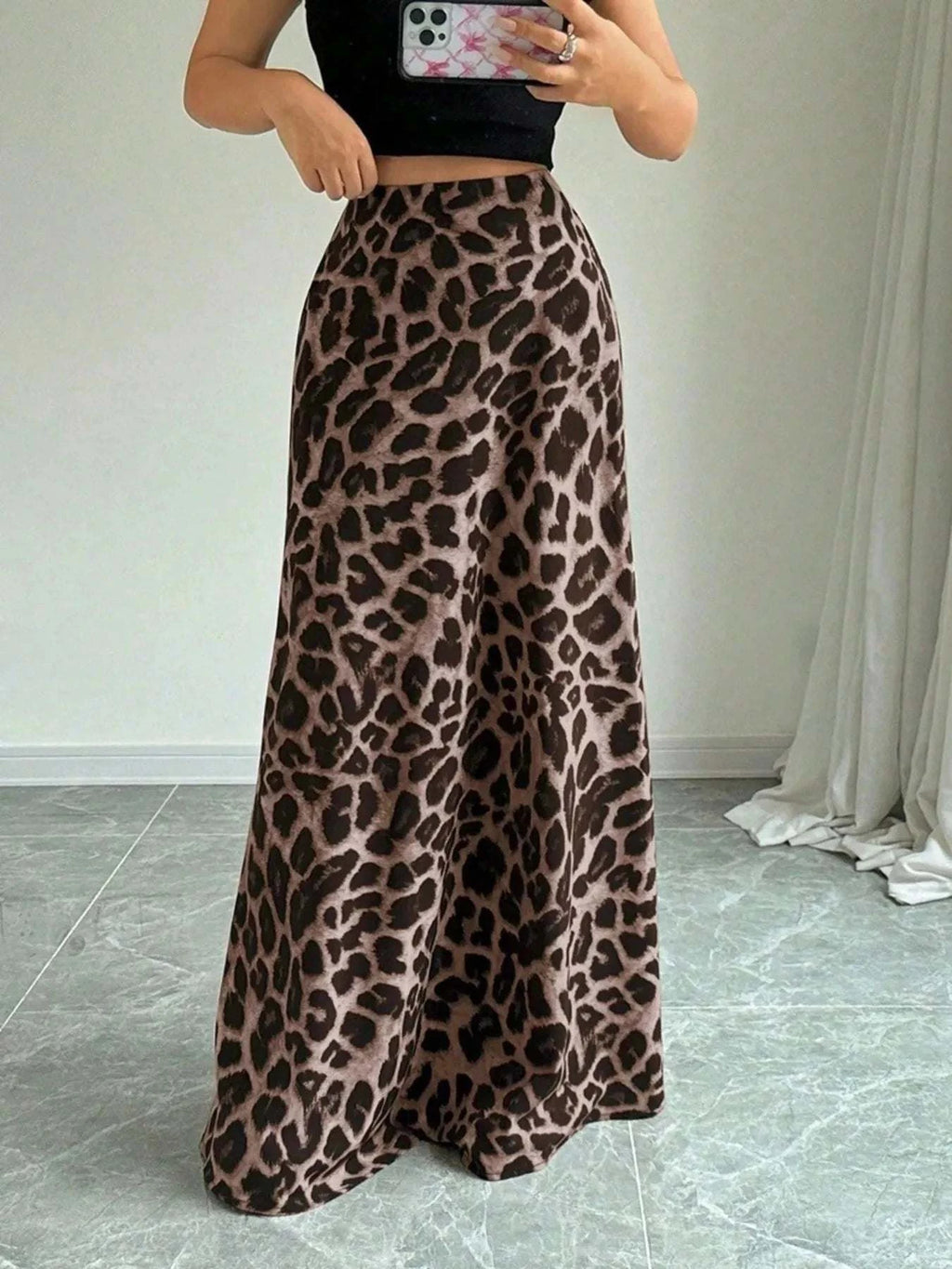 Leopard Print Maxi Skirt - High-Waisted Style for Effortless Elegance.