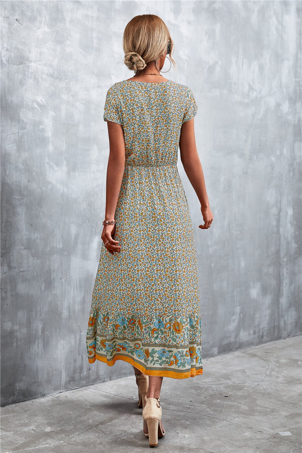 Bohemian Maxi Dress for Women: V-Neck Short Sleeve Printed Maxi Dress.