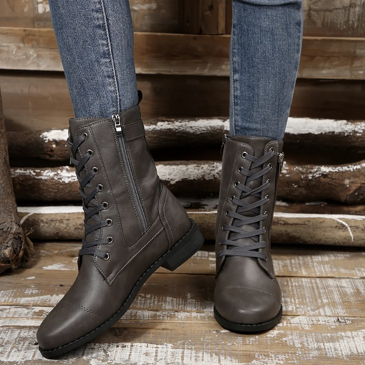 Round Toe Lace Up Block Heels Boots.