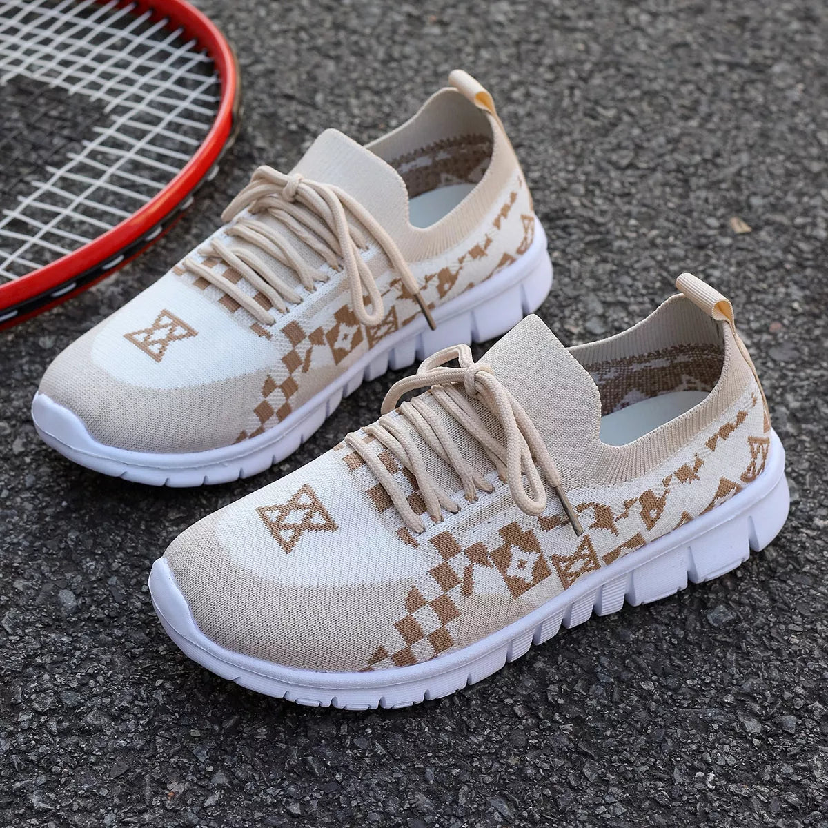 Breathable Mesh Lace Up Sneakers.