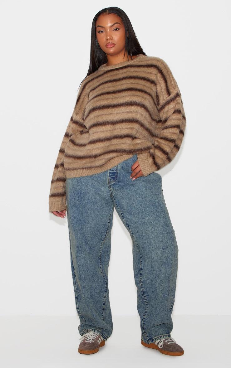 Plus Vintage Wash Boyfriend JeansIntroducing the plus vintage wash boyfriend jeans. Brought to you in versatile vintage wash denim, these jeans have a boyfriend style fit and front and reverse pockeRedemption By Ashley NorthPlus Vintage Wash Boyfriend Jeans