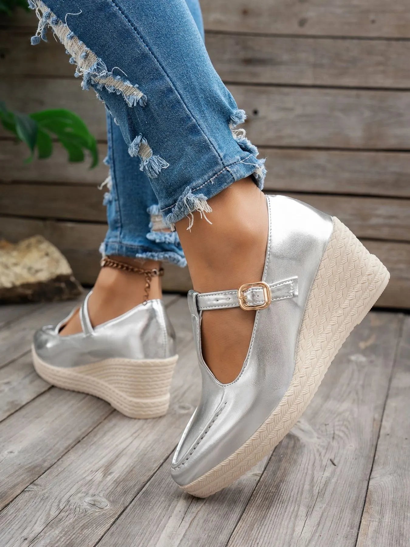 Point Toe Wedge Loafers.