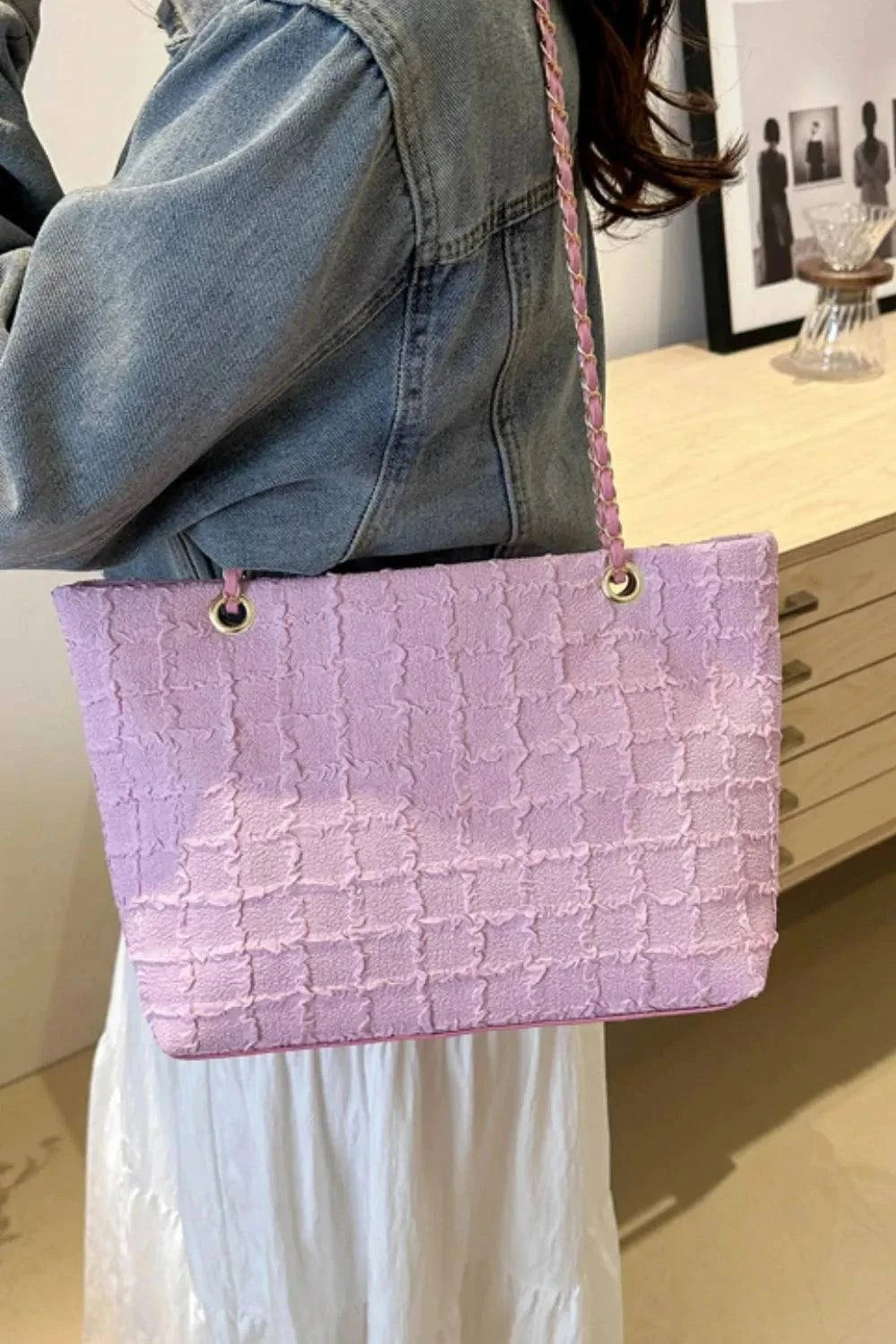 Polyester Chain Tote Bag with Textured Design.