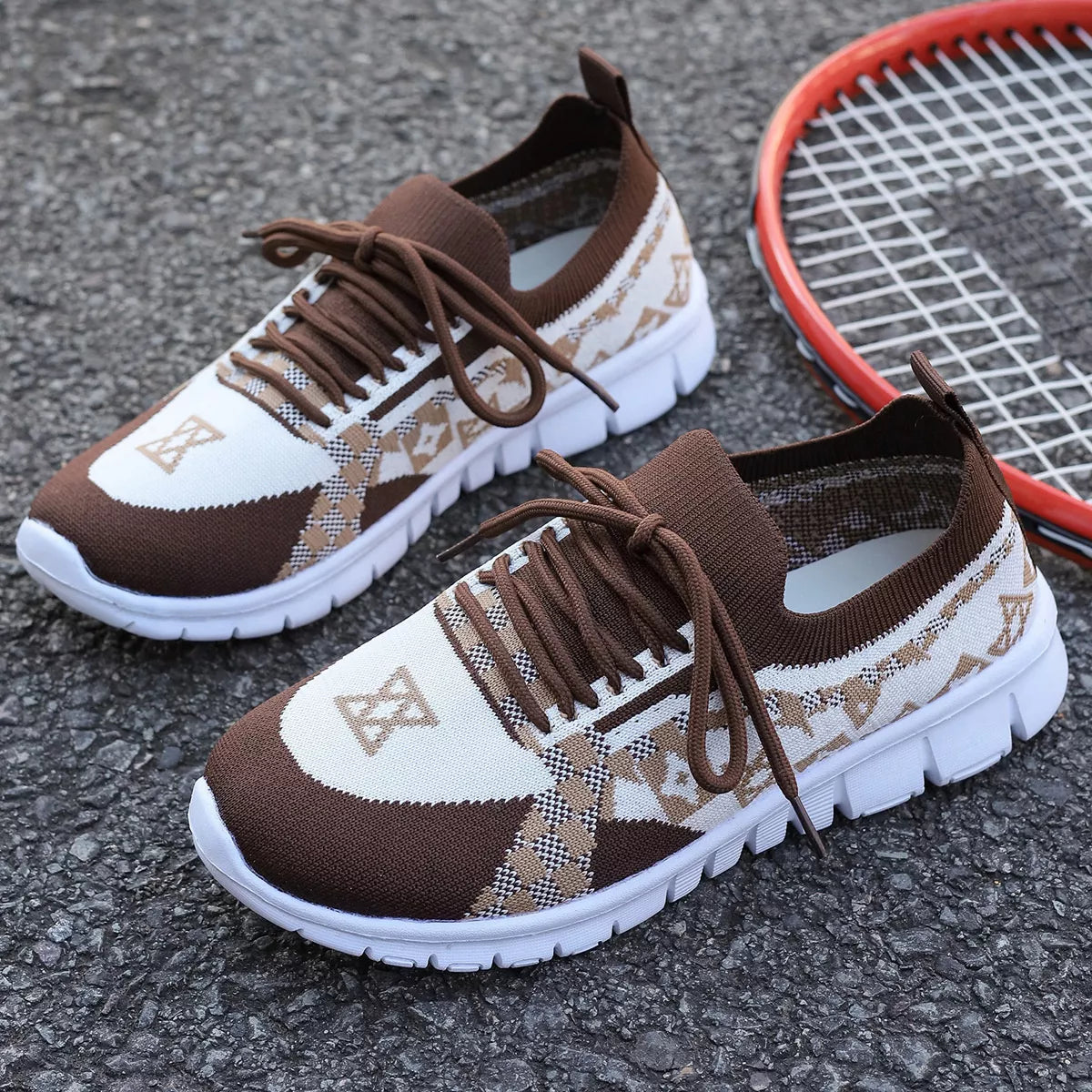 Breathable Mesh Lace Up Sneakers.