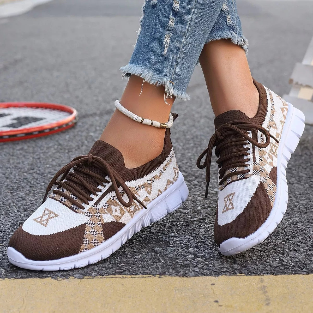 Breathable Mesh Lace Up Sneakers.