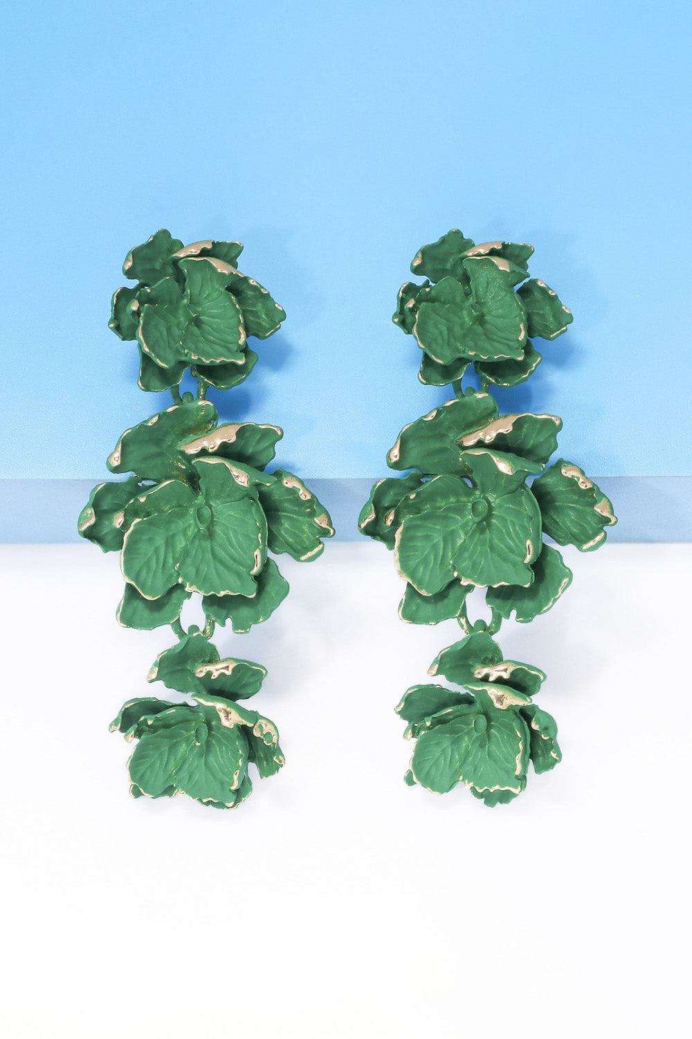 Flower Shape Zinc Alloy Dangle EarringsStyle: Modern
Material: Zinc alloy
Care: Avoid wearing during exercise, as sweat will react with the jewelry to produce silver chloride and copper sulfide, which cauRedemption By Ashley NorthFlower Shape Zinc Alloy