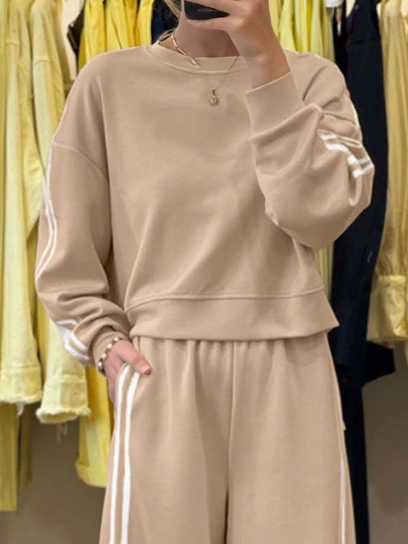 Beige striped detail crewneck top and elastic sweatpants two-piece set with contrast stitching