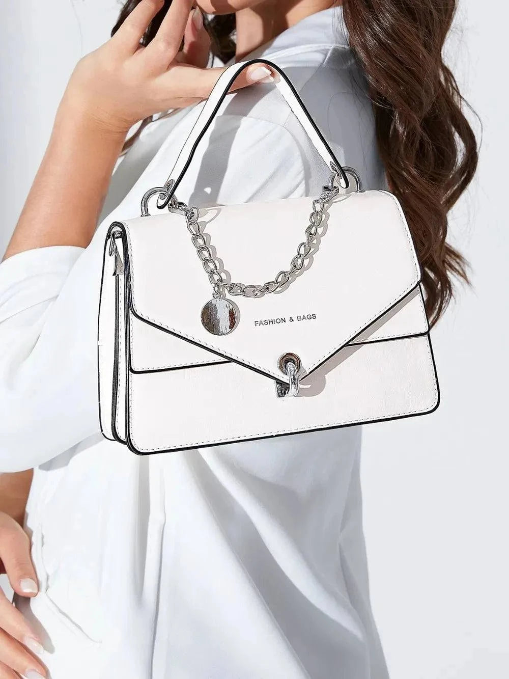 Chain PU Leather Detachable Shoulder Strap Handbag for Versatile Styling.