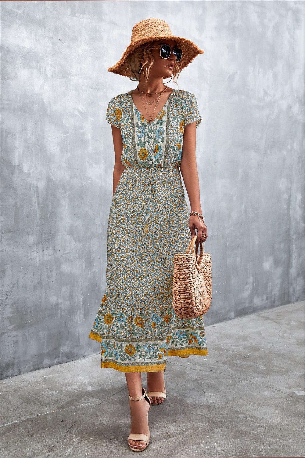 Bohemian Maxi Dress for Women: V-Neck Short Sleeve Printed Maxi Dress.