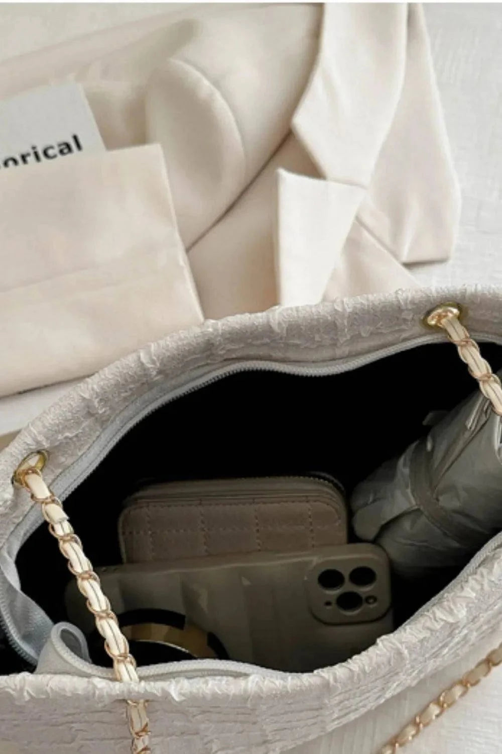 Polyester Chain Tote Bag with Textured Design.