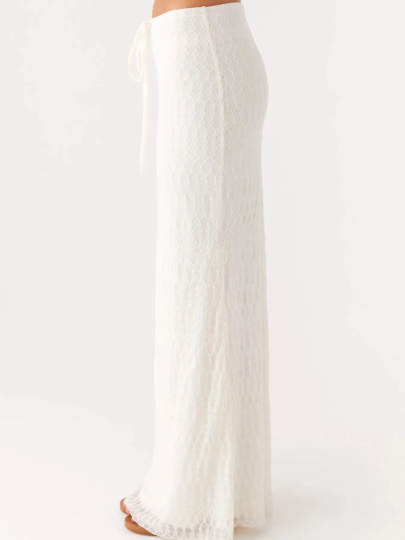 White lace tie front tube top and maxi skirt set side view